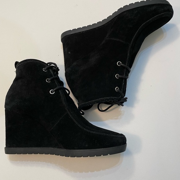 Michael Kors Black Suede Ankle Boots 8M SB-F - Picture 2 of 5